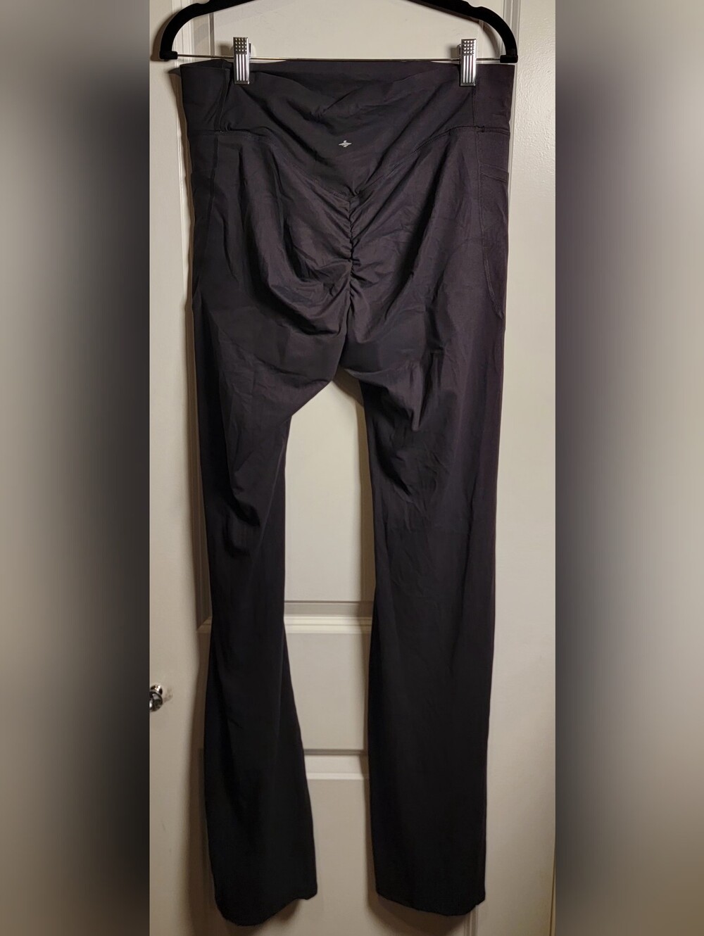 NWOT Halara Booty Poppin Black Flare Leggings XL Tall Scrunch Butt